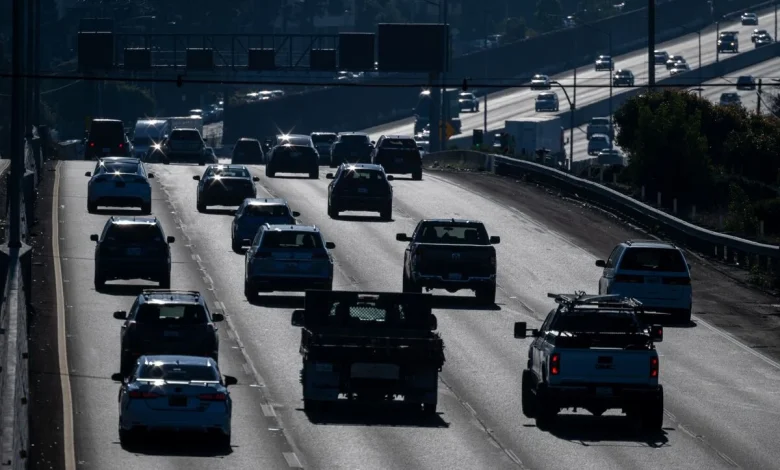 US Holiday Road Trips Expected to Hit Record as Gas Prices Crater