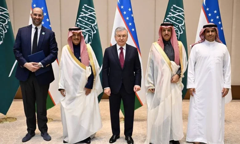 Uzbekistan’s President Mirziyoyev meets Saudi business leaders on energy and infrastructure projects