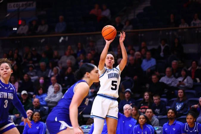 VILLANOVA EARNS 71-55 HOME WIN OVER SETON HALL