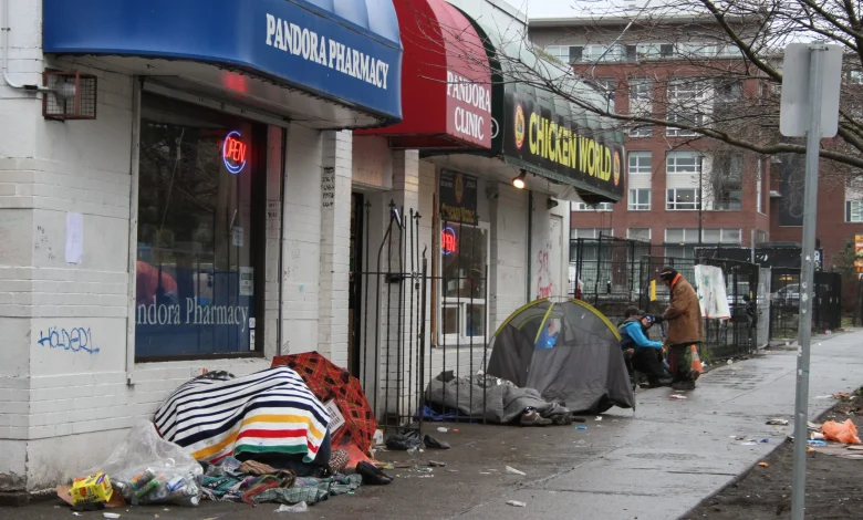 Vancouver Island cities prepare shelter plans as icy weather approaches