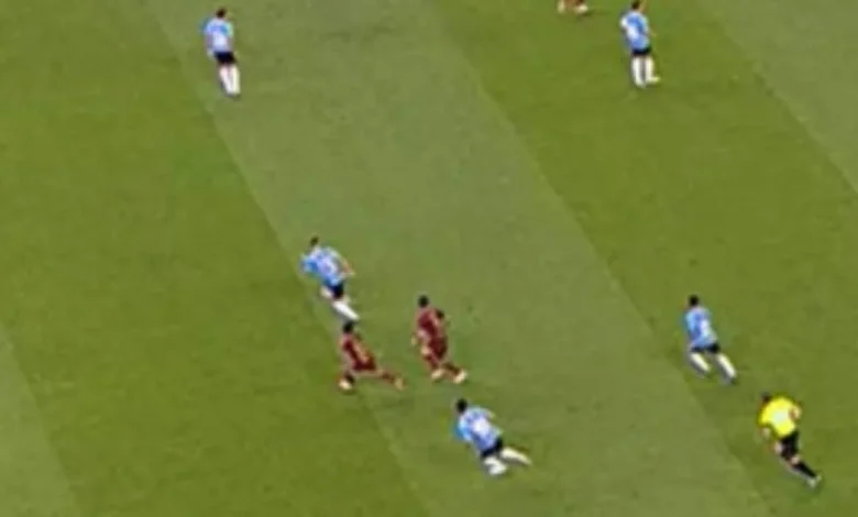 Var cancela gol do André Henrique por impedimento em Grêmio x Fluminense que segue 0 x 1 na Arena