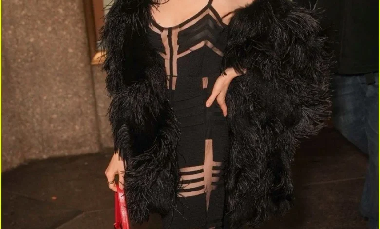 Victoria Beckham and Lily Collins Share Backstage Fun on The Tonight Show