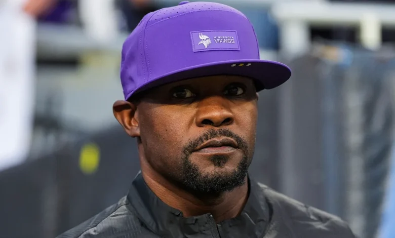 Vikings insider’s update on Brian Flores raises questions about 2026 plans