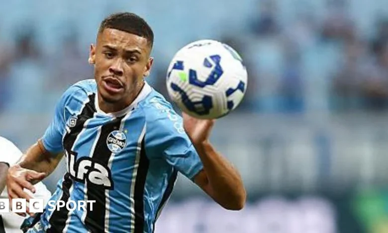 Villa agree £10.5m deal for teenage winger Alysson