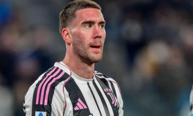 Vlahovic fuori per 'due o tre mesi' per un infortunio all'adduttore, conferma Spalletti