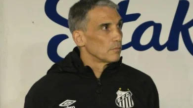 Vojvoda esfria empolgação após vitória do Santos: 'Ainda precisamos pontuar'