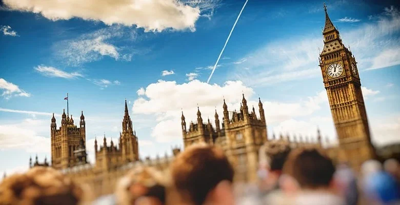 Voting intention: Ref 27%, Lab 19%, Con 18% (7-8 Dec 2025)