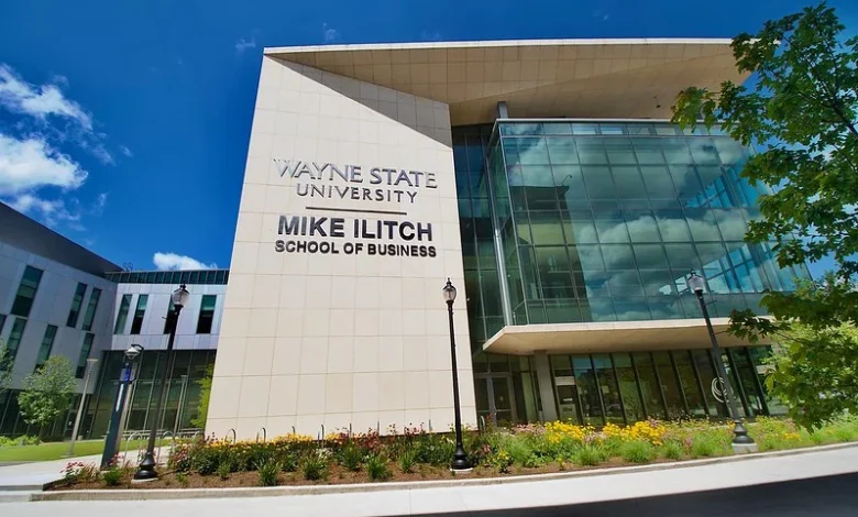 WSU Ilitch School Gets $500k from JPMorganChase to Expand Student Opportunities