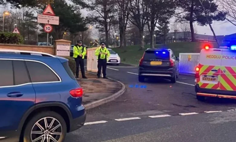 Wales school lockdown LIVE: Children kept inside after 'threat to pupil'
