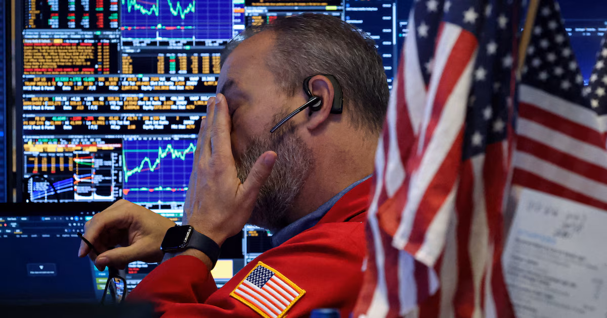 Wall Street cerró a la baja ante la expectativa de la decisión de la Reserva Federal sobre las tasas de interés