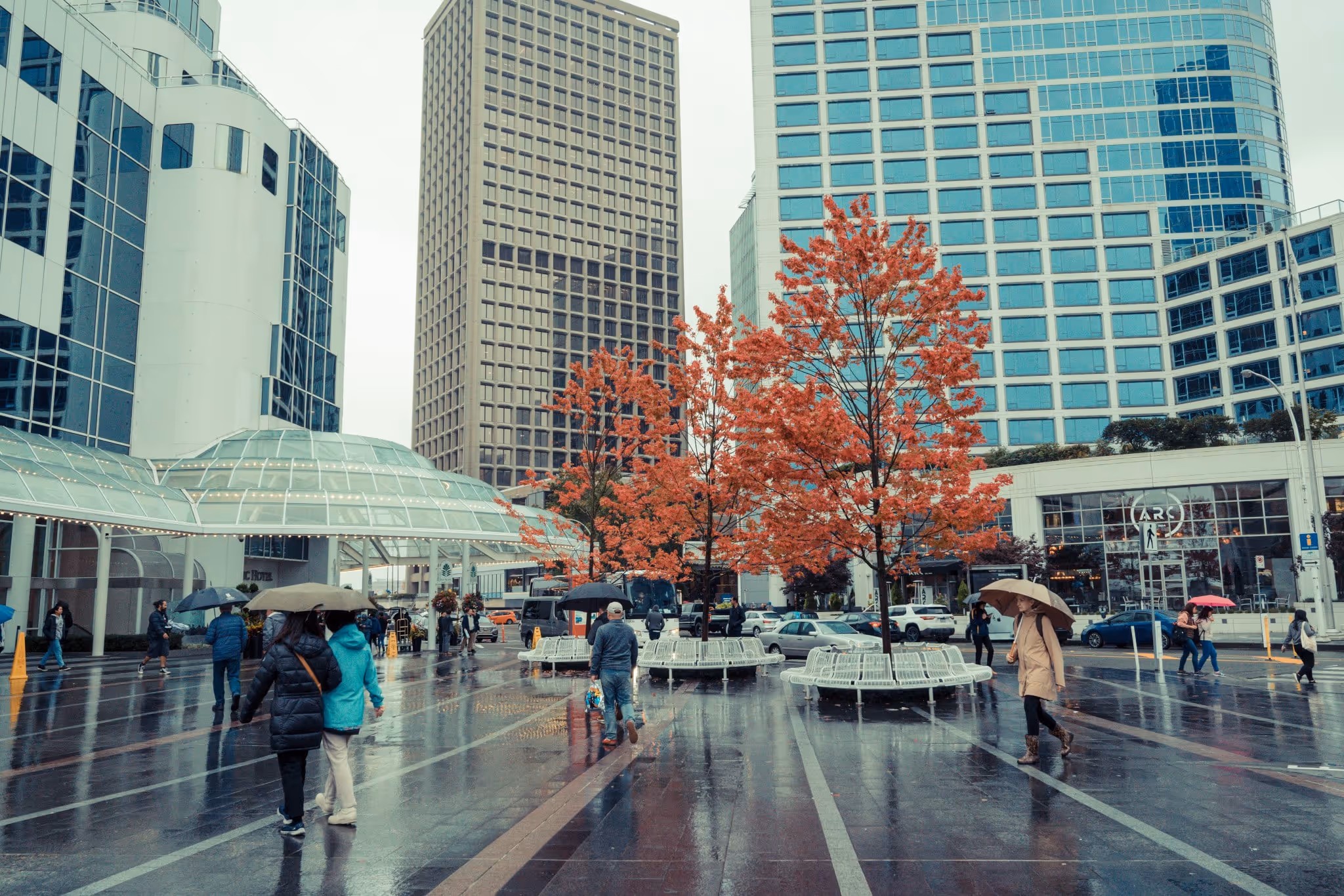 Warm temperatures could stave off snow in Vancouver forecast, but for how long?