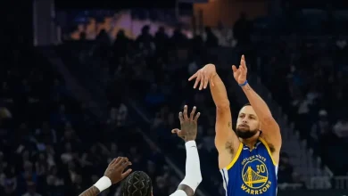 Warriors instant analysis: Steph Curry’s magnificent night not enough to lift Golden State past Wolves