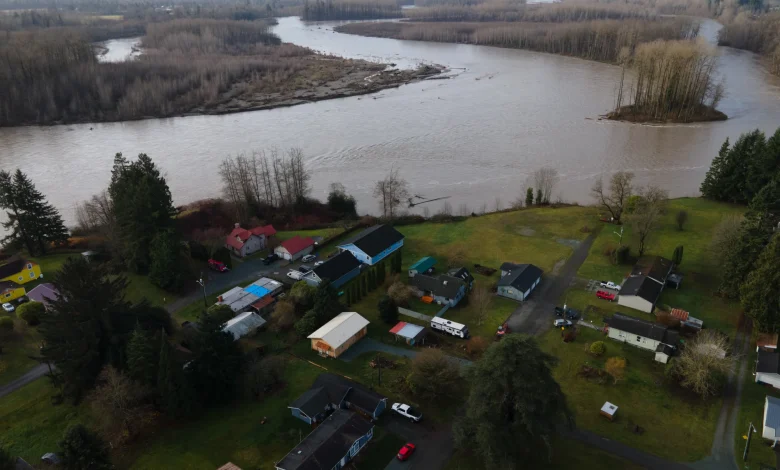 Wednesday outlook: Flood warning for Skagit County remains; next crest expected Thursday