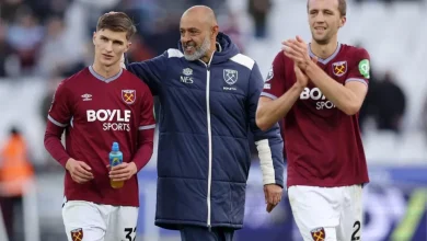 West Ham players need to start earning their wages