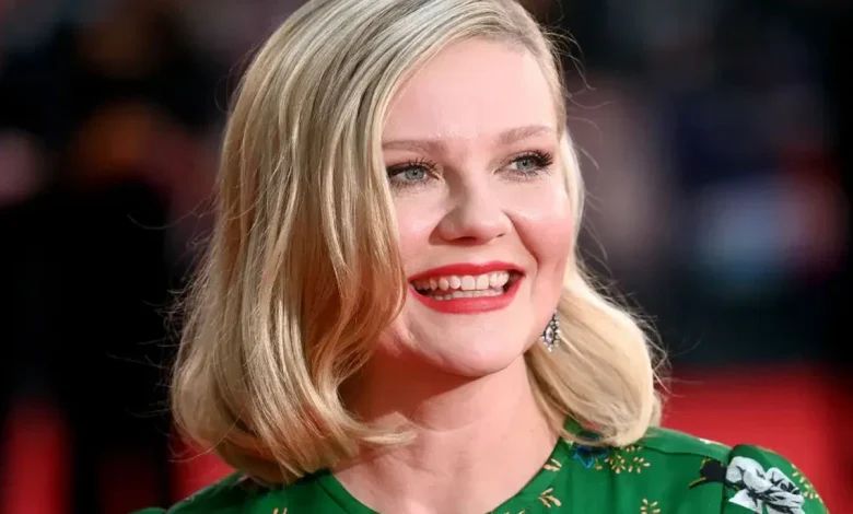 Why does Kirsten Dunst believe she was lucky?