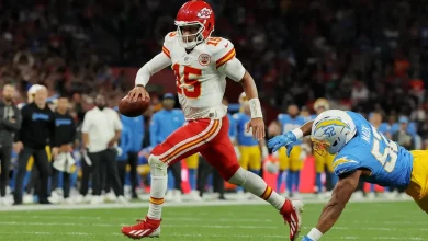 Will Patrick Mahomes play today? Injury news for Chiefs QB in Week 15