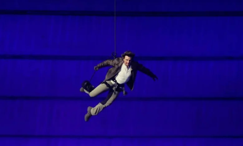 Will politics ruin Tom Cruise's dream of dying in space?