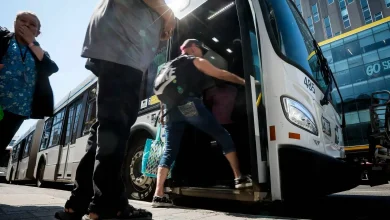 Winnipeg Transit system’s already-frustrating flaws amplified by cold, says committed customer now shopping for car