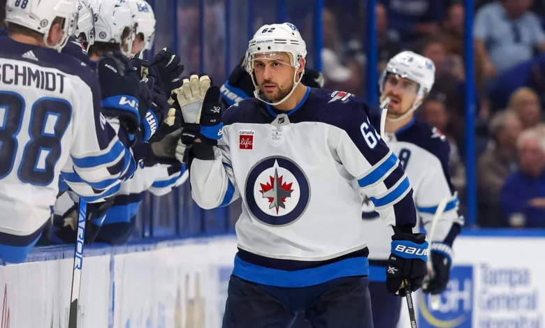 Winnipeg’s international man of mystery: Nino Niederreiter’s route to 1,000 NHL games - The Athletic