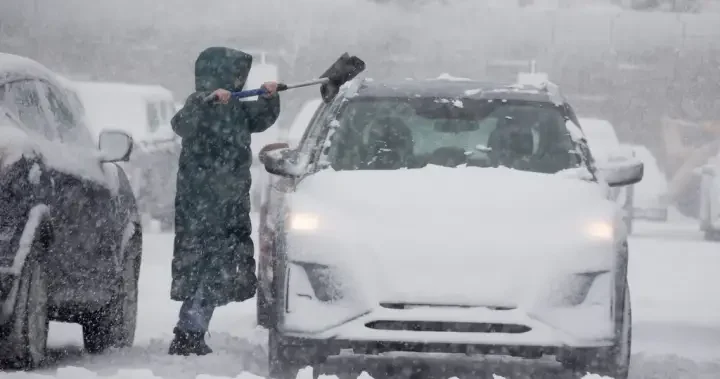 Winter storm moves into Atlantic Canada, bringing wet snow and power outages