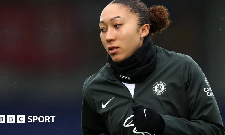 Women's Super League: Man City beat Leicester to go six points clear at top, Man Utd winning