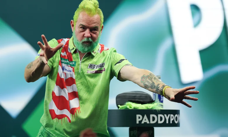 Wright & Clayton progress on Day Five at World Darts Championship