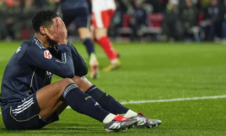 Xabi Alonso y Vinicius le regalan el liderato al Barça: los problemas se amontonan en el Real Madrid