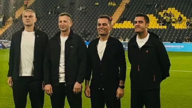 Yasin Kol Kadıköy'de hatıra fotoğrafı çektirdi