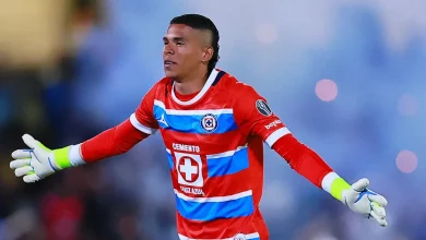 ¿Por qué no juega Kevin Mier en Cruz Azul vs. Chivas por los cuartos de final del Apertura 2025?