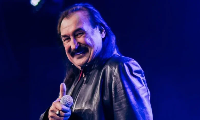 В Сети сообщили об ампутации ноги у Степана Гиги: в команде артиста отреагировали на слухи