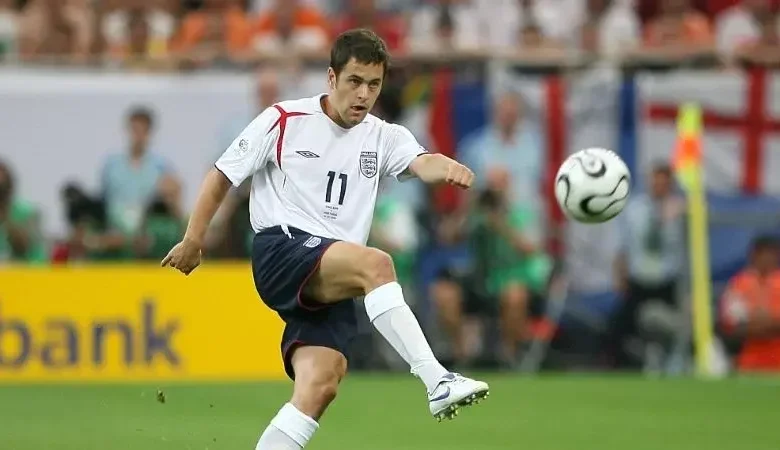 ‘Alex Ferguson asked me to walk out with Manchester…