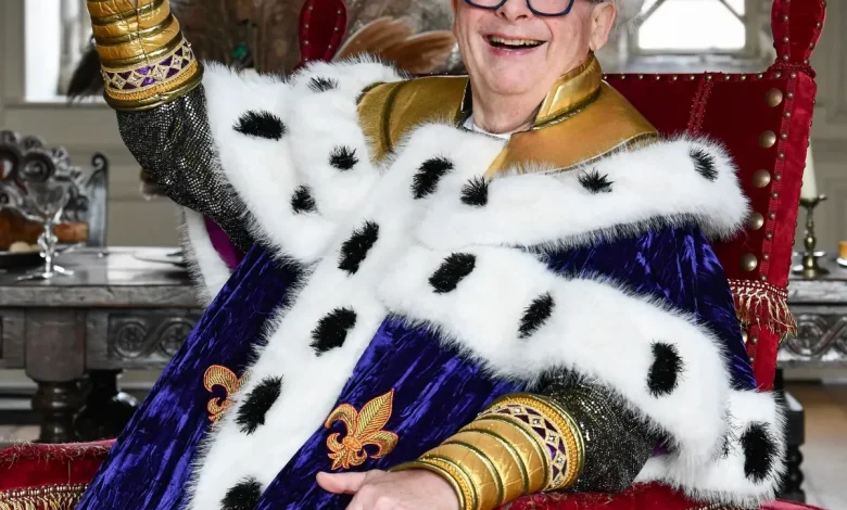 ‘I love Birmingham’: Christopher Biggins heaps praise on the West Midlands has he returns to perform in panto for the first time in 50 years