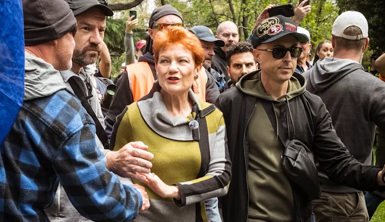 ‘I wouldn’t move to Victoria’: Pauline Hanson speaks at Melbourne anti-immigration rally