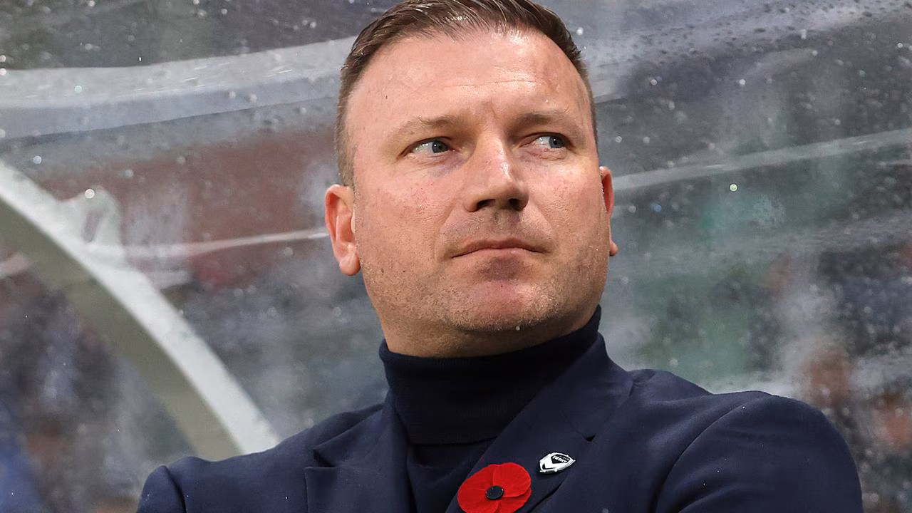 ‘Ready for war’: Coach defiant as pressure mounts