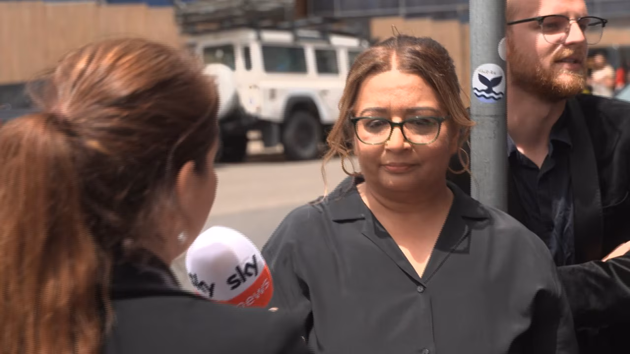 ‘Shame on you’: The moment Greens Senator is met by furious public, as Sky journalist forces her to face blunt questions
