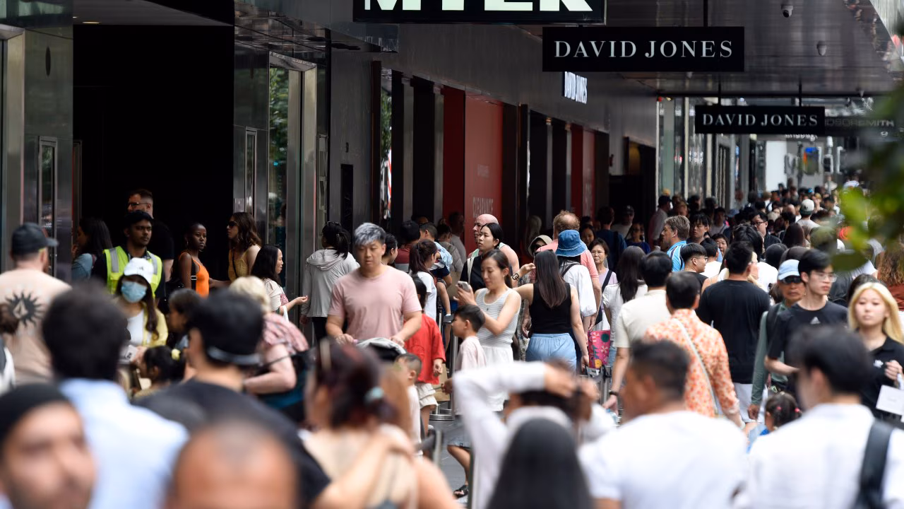 ‘Very surprising’: Major Aussie retailer makes shock store closures amid Christmas rush