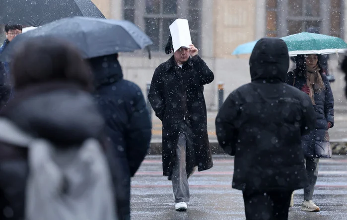 [내일 날씨] 전국 건조한 바람에 ′겨울비′… 낮부터 추위 풀려
