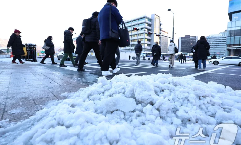 주말 기온 평년 웃돌지만 곳곳 '방판길'…동해안 건조·강풍(종합)